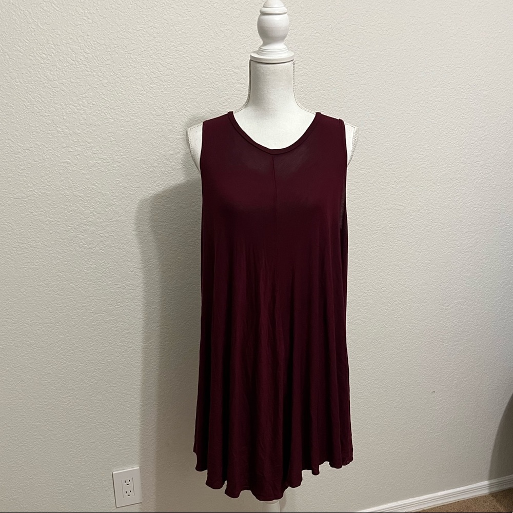 Dark red flowy tunic in soft, light weight fabric